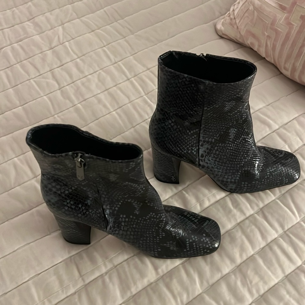 Sam Edelman Codie Snakeskin Block Heel Square-Toe… - image 2